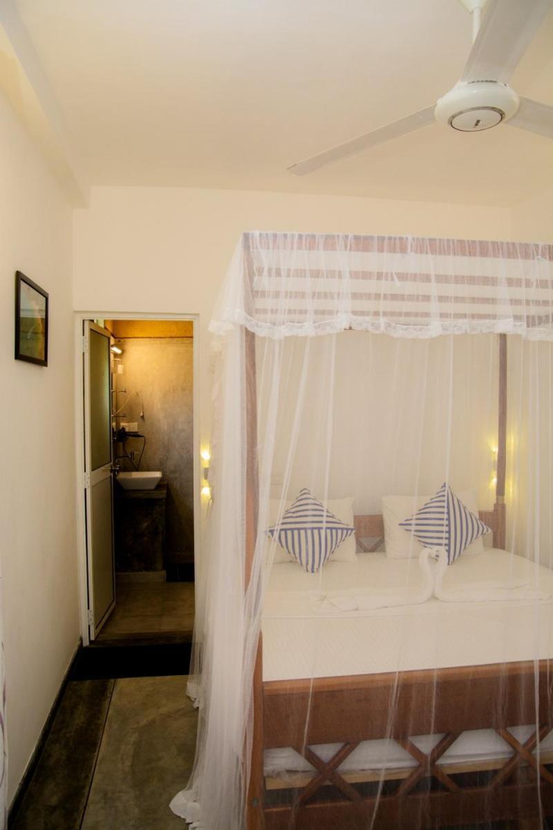 Hotel Coconut Style Restaurant&Milinda Guest Unawatuna Exterior foto