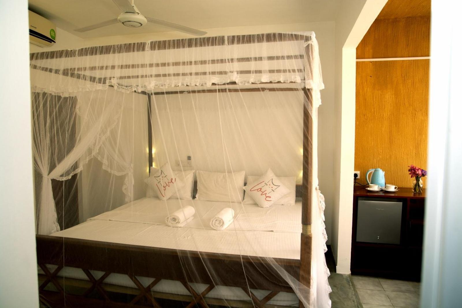 Hotel Coconut Style Restaurant&Milinda Guest Unawatuna Exterior foto