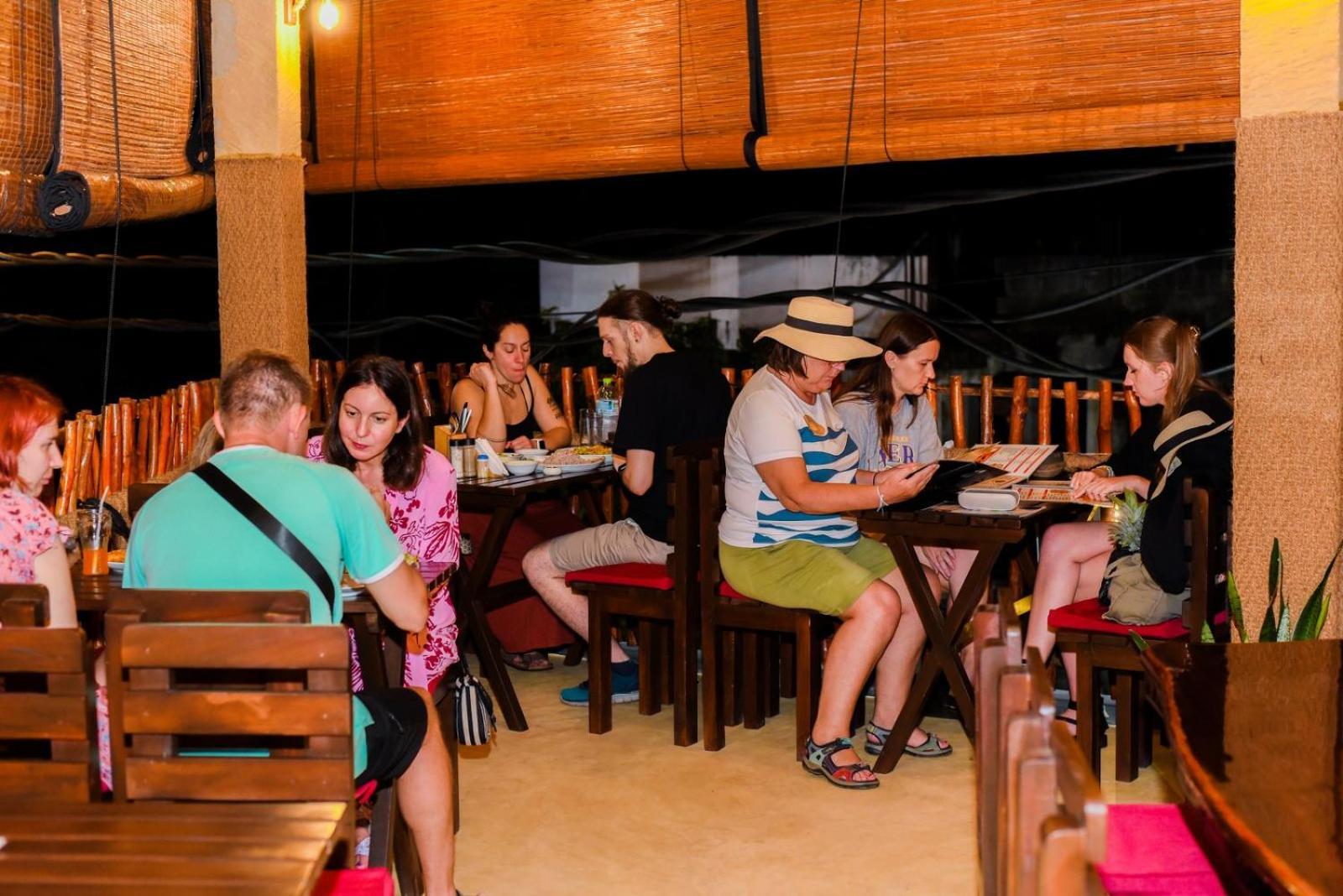 Hotel Coconut Style Restaurant&Milinda Guest Unawatuna Exterior foto