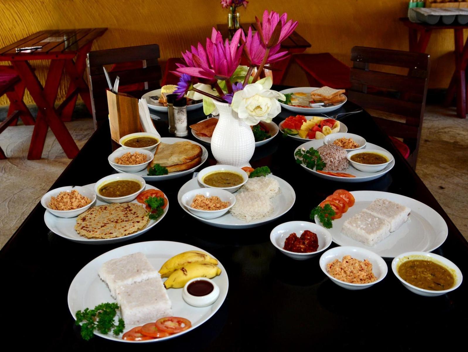 Hotel Coconut Style Restaurant&Milinda Guest Unawatuna Exterior foto